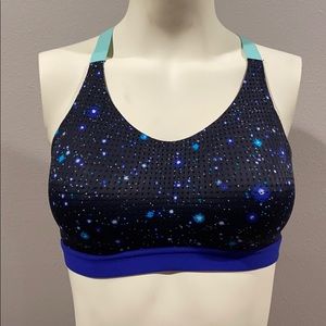 Victoria’s Secret VSX Sports Bra ~ 34C